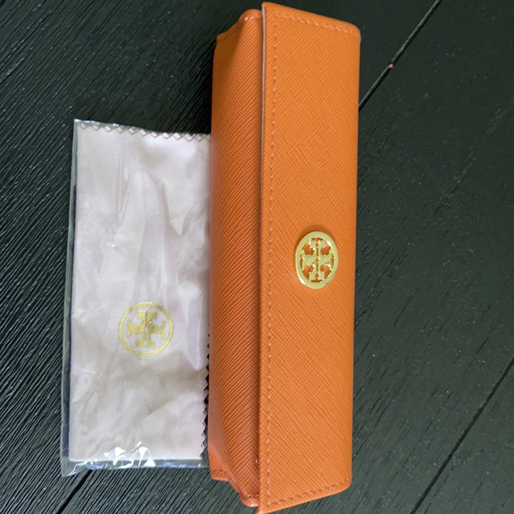 Tory Burch eye glass case